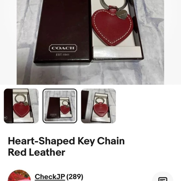 #04 Coach Heart-Shaped Red Keys Holder - Picture 5 of 7